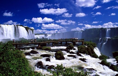 waterfalls_foz_do_iguacu.jpg