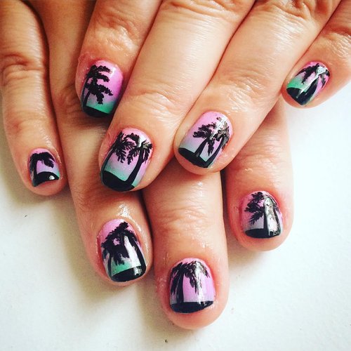 Black-Palm-Tree-Nail-Art-Design.jpg