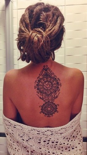 Awesome-Mandala-Back-Tattoo.jpg